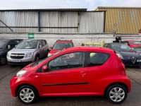 PEUGEOT 107