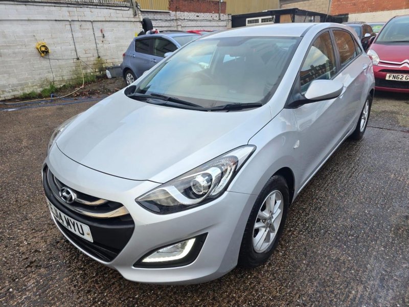 HYUNDAI I30
