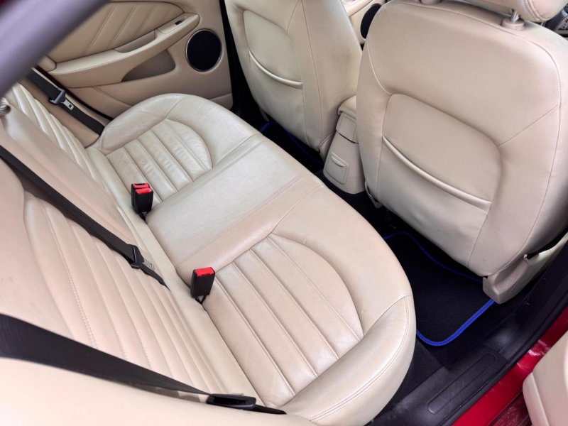 JAGUAR X-TYPE