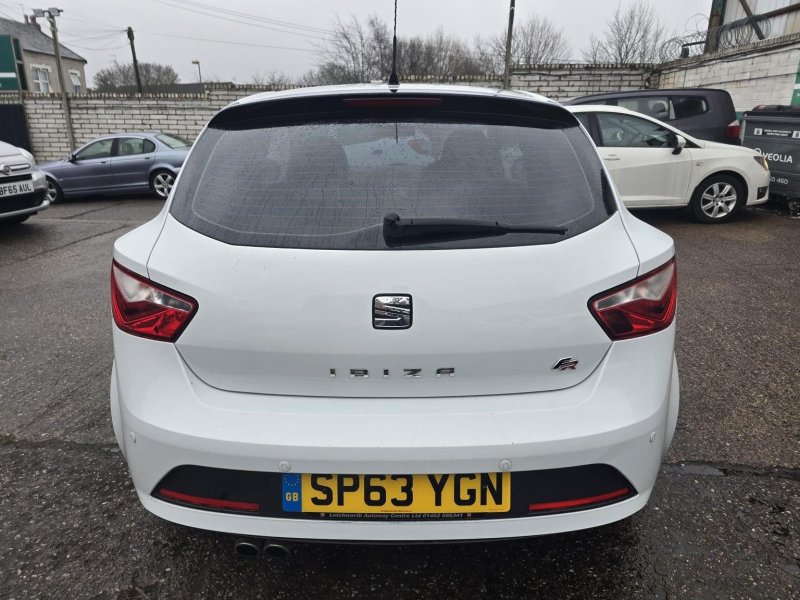 SEAT IBIZA