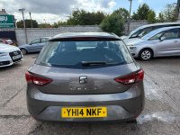 SEAT LEON